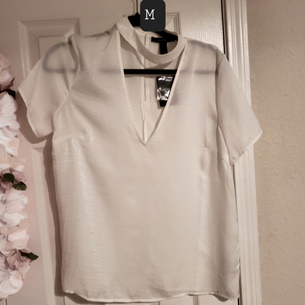 White dress shirt
